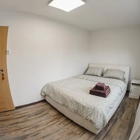 Bloom Gomzi Apartment Naklo