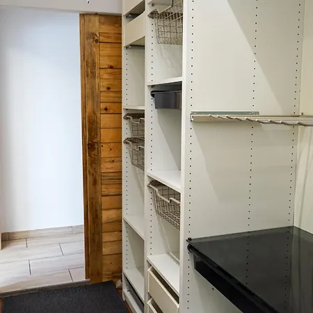 Apartment Bloom Gomzi *